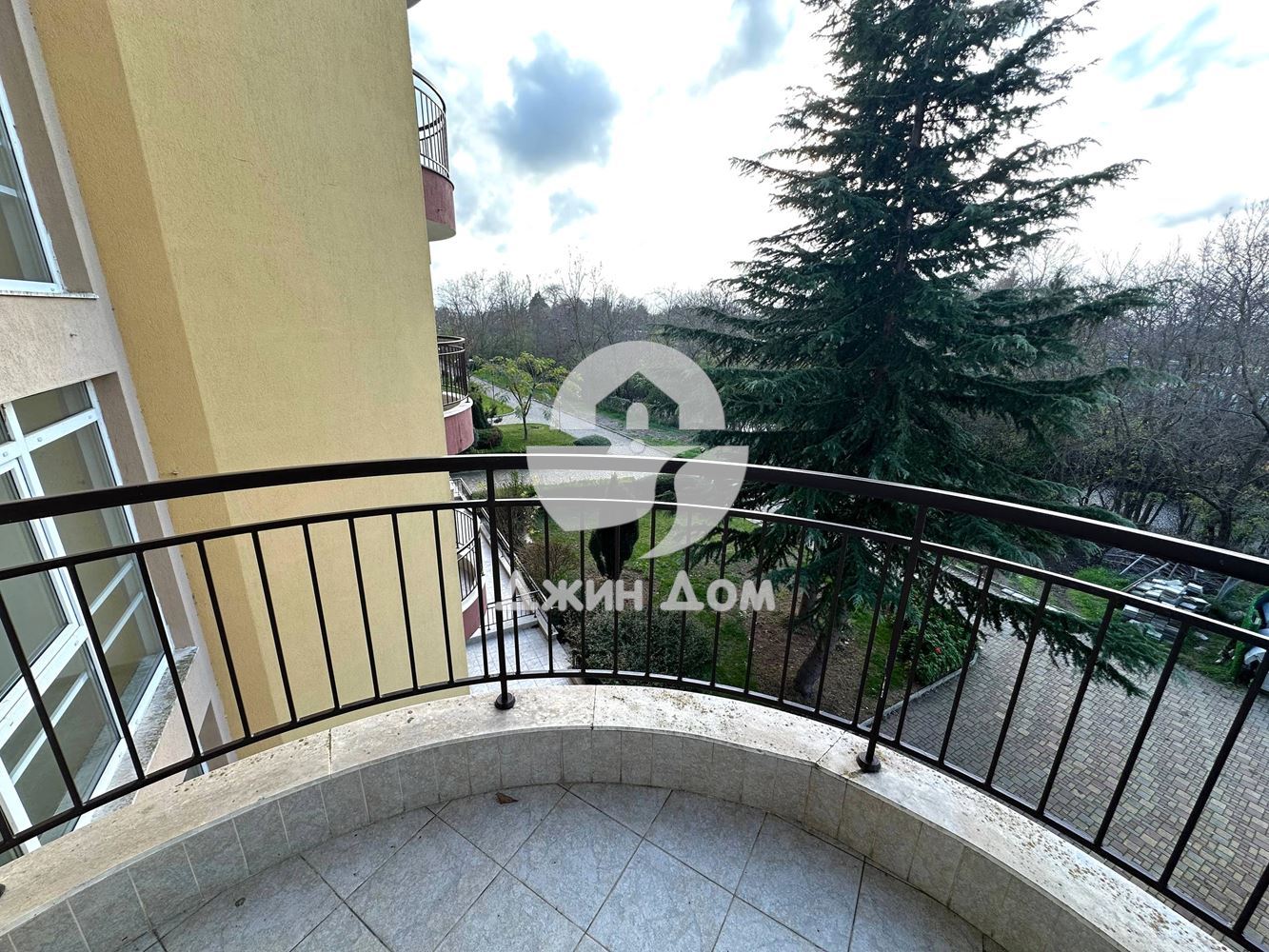 Едностаен апартамент на ПЪРВА ЛИНИЯ в к-с „Мидия“, гр. Ахелой - 0