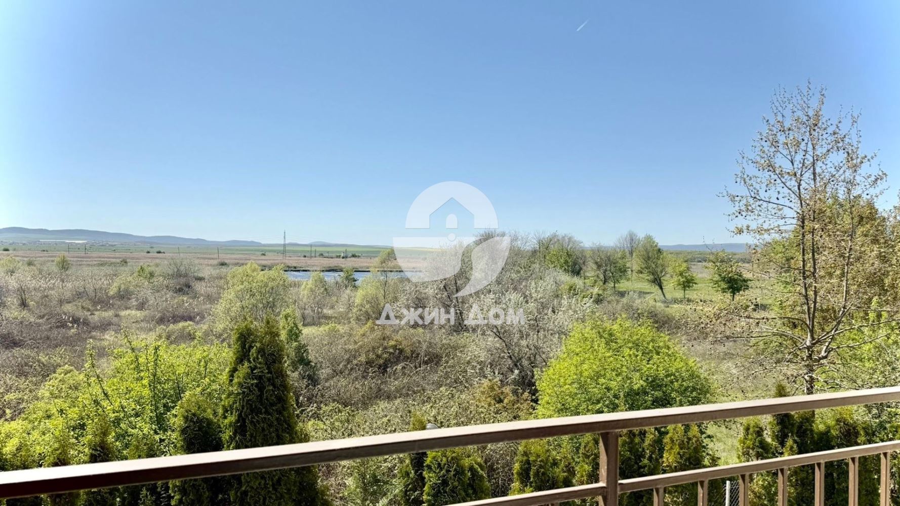 Тристаен апартамент в к-с „Холидей Форт Голф Клуб“, к.к. Слънчев бряг - 0