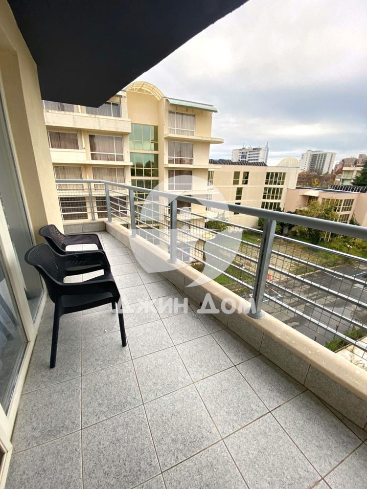 Двустаен апартамент в к-с „Сол-Е-Мар“, к.к. Слънчев бряг - 0