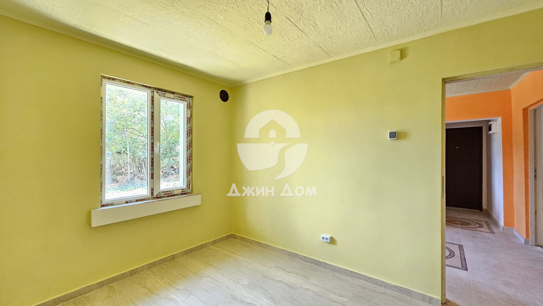 Едноетажна необзаведена къща в с. Дюлево, обл. Бургас - 0