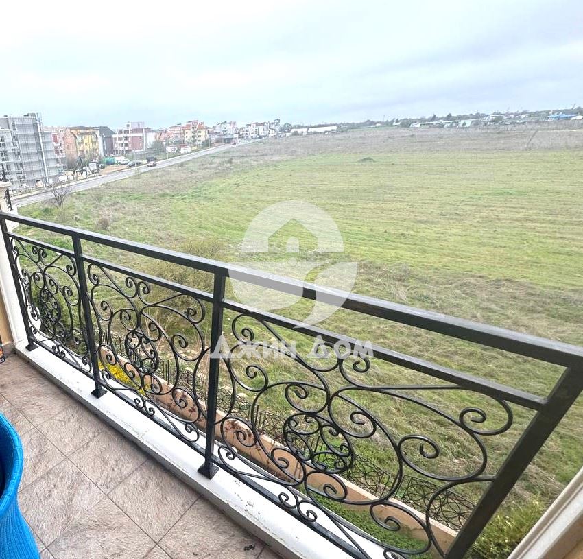 Двустаен стилен апартамент в к-с „Елитония Гардънс 3“, с. Равда - 0