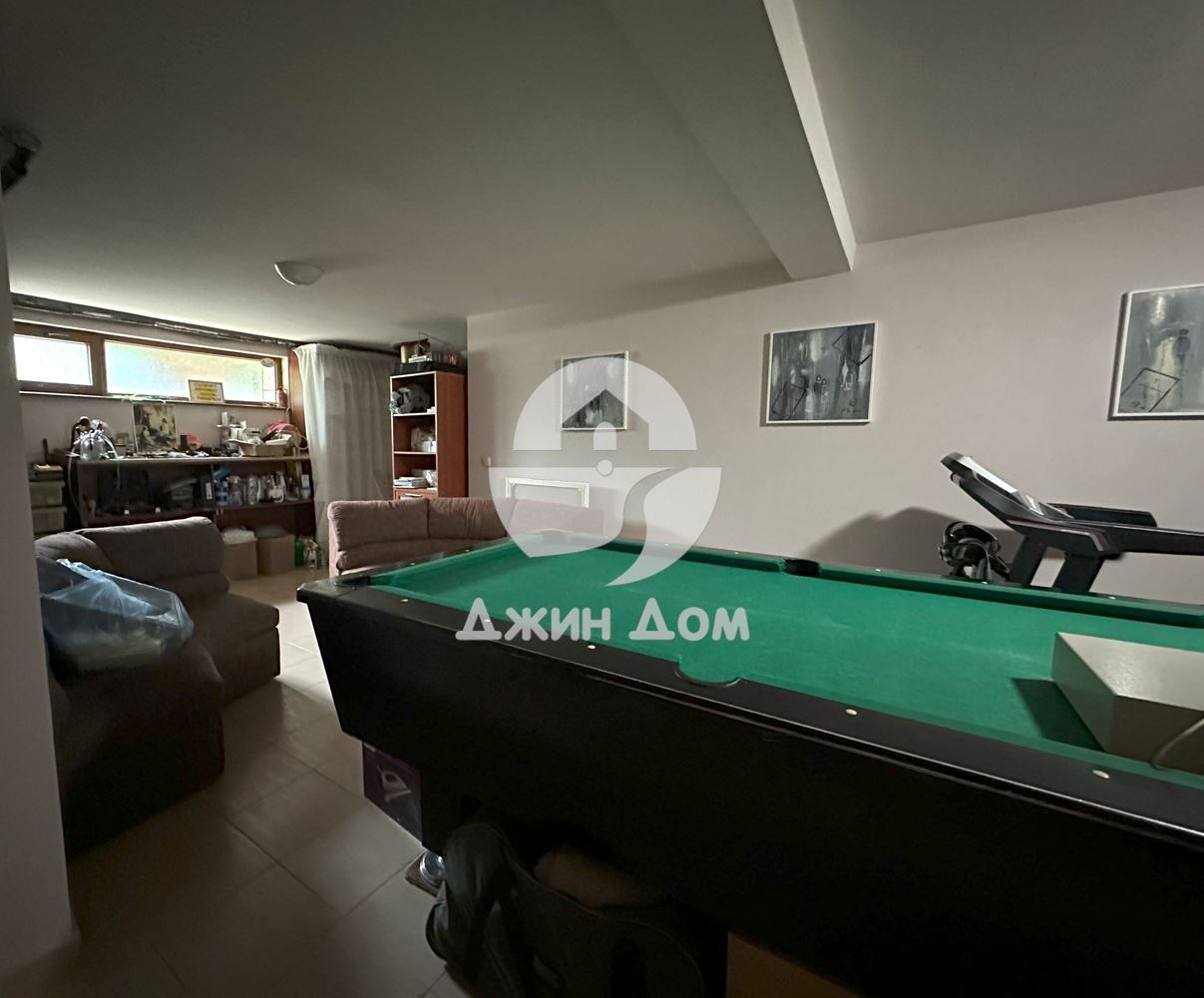 Просторна триетажна къща с ПАНОРАМА МОРЕ в гр. Свети Влас - 0