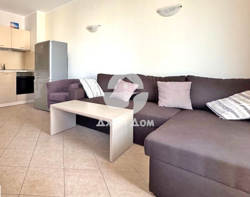 Двустаен обзаведен апартамент в к-с „Роял Сън“, к.к. Слънчев бряг - 0