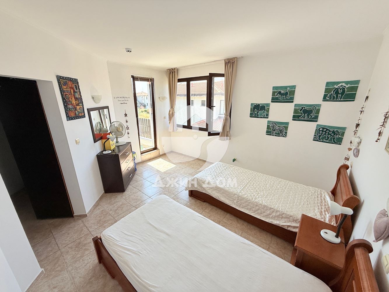 Просторна двуетажна къща в к-с „Бей Вю Вилас“, с. Кошарица - 0