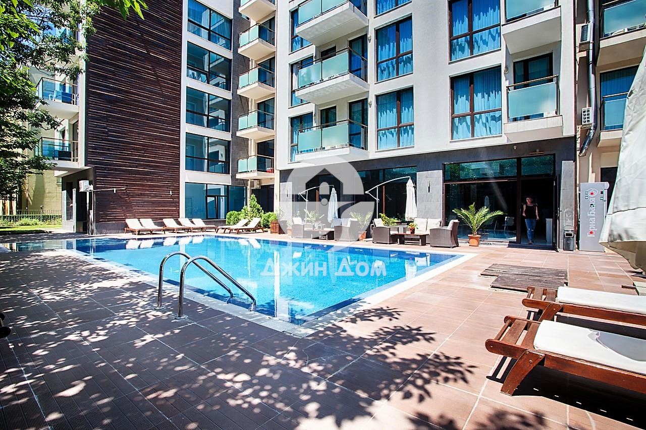 Двустаен апартамент в к-с „Сън Гейт“, к.к. Слънчев бряг - 0