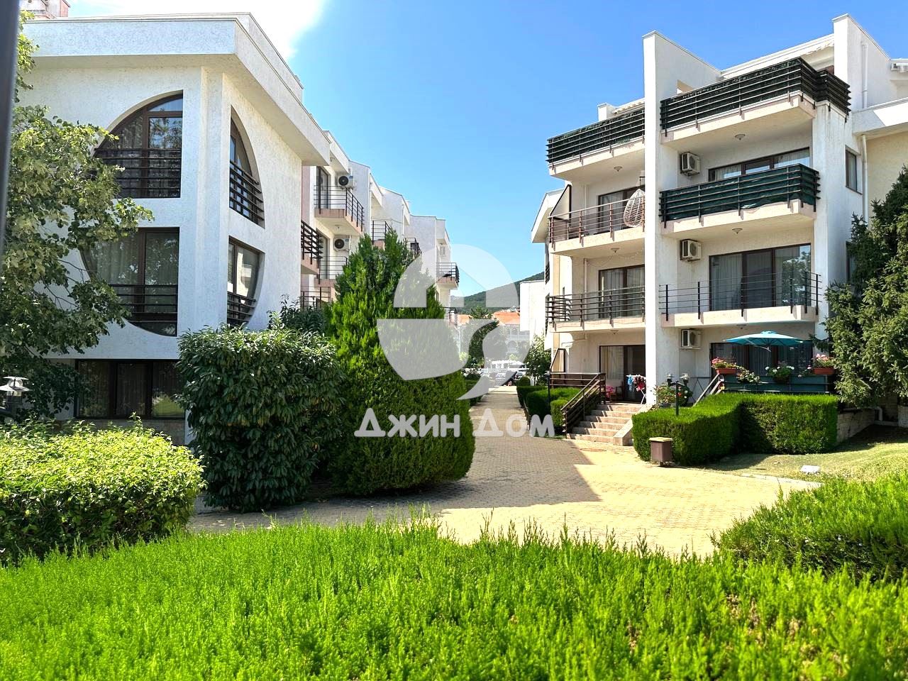 Двустаен апартамент с ПАНОРАМА МОРЕ в к-с Диамант, гр. Свети Влас - 0