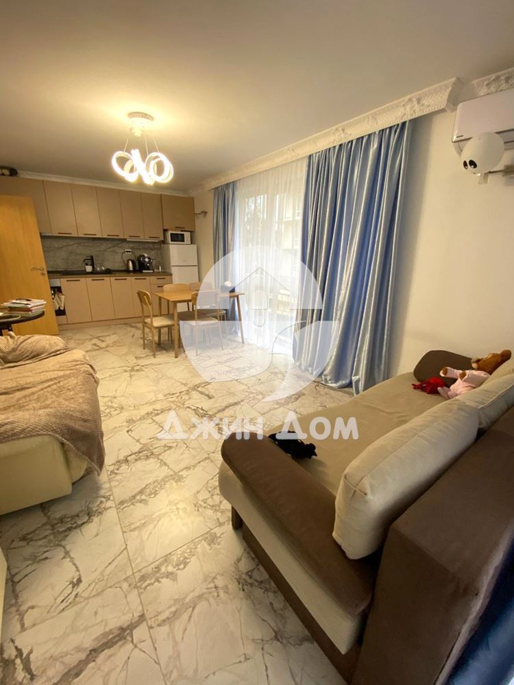 Двустаен апартамент в к-с „Сол-Е-Мар“, к.к. Слънчев бряг - 0