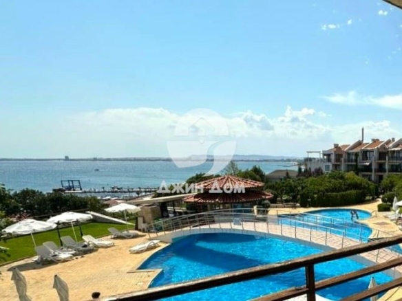 Двустаен апартамент с ПАНОРАМА МОРЕ в к-с Диамант, гр. Свети Влас - 0