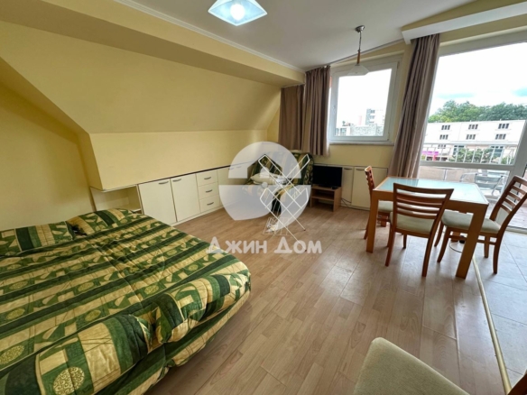 Двустаен апартамент в к-с „Съни Форт“, к.к. Слънчев бряг - 0