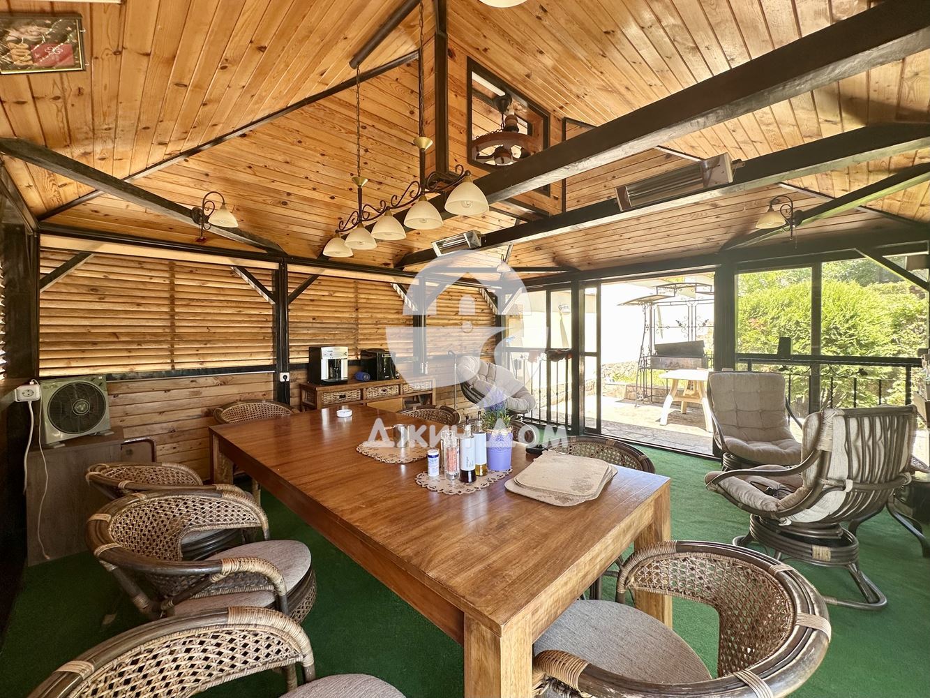 Двуетажна къща с ГЛЕДКА МОРЕ в с. Кошарица - 0