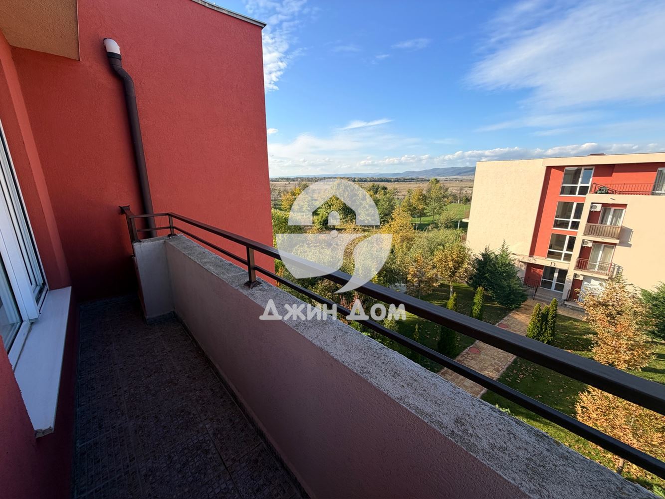 Тристаен апартамент в к-с „Холидей Форт Голф Клуб“, к.к. Слънчев бряг - 0