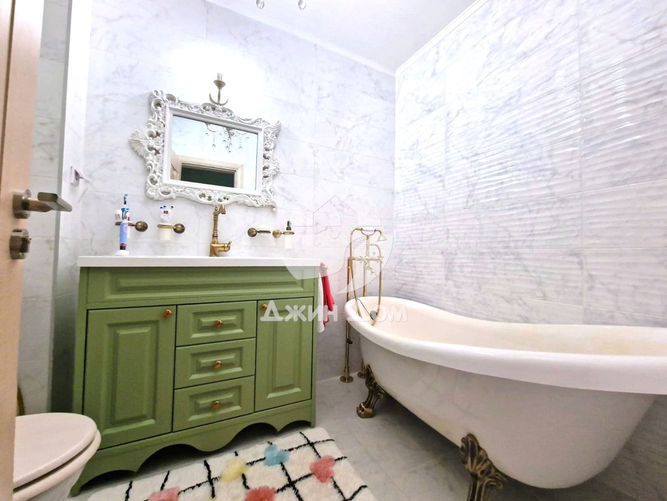 Просторен луксозен многостаен апартамент в к-с Посейдон, гр. Несебър - 0