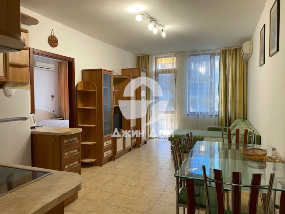 Обзаведен двустаен апартамент в к-с „Сияна“, гр. Свети Влас - 0