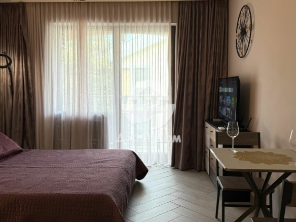 Едностаен апартамент в к-с „Валенсия Гардънс“, гр. Несебър - 0