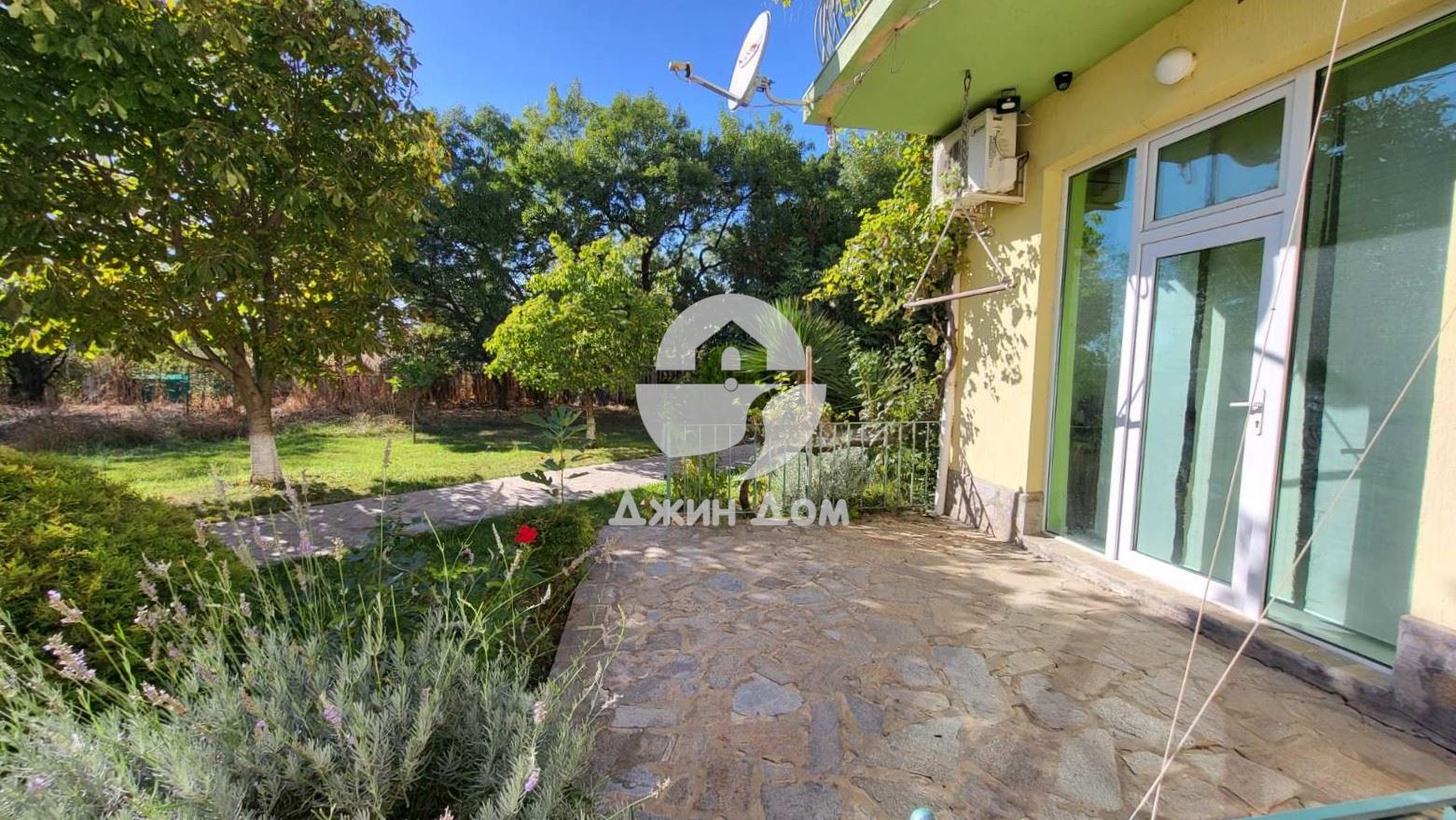 Двустаен апартамент в „Свети Никола“, гр. Свети Влас - 0