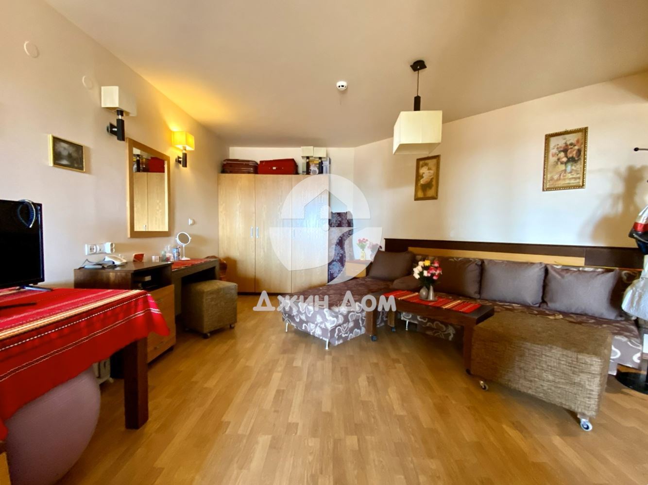 Просторен едностаен апартамент в к-с „Чаирите“, с. Кошарица - 0