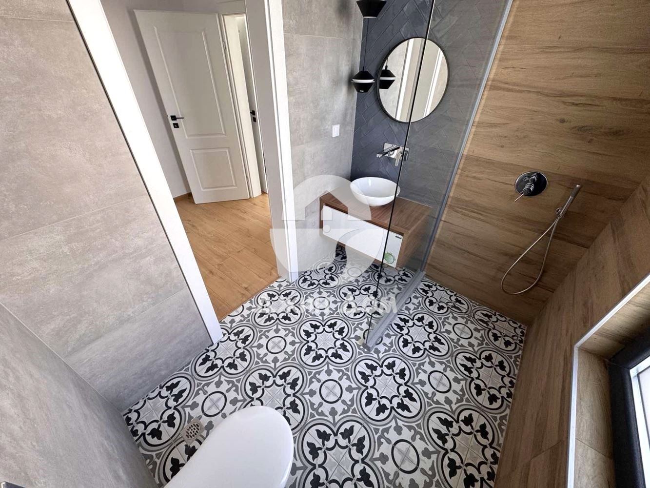 Двуетажна къща с ГЛЕДКА МОРЕ в м-т Лахана, гр. Поморие - 0