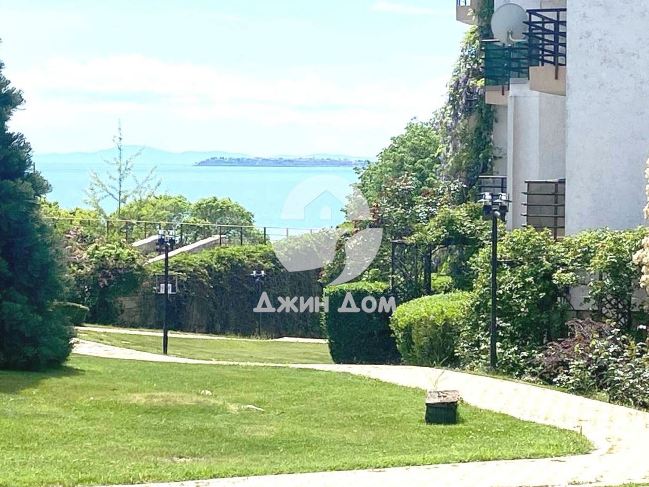 Двустаен апартамент с ГЛЕДКА МОРЕ в к-с Диамант, гр. Свети Влас - 0