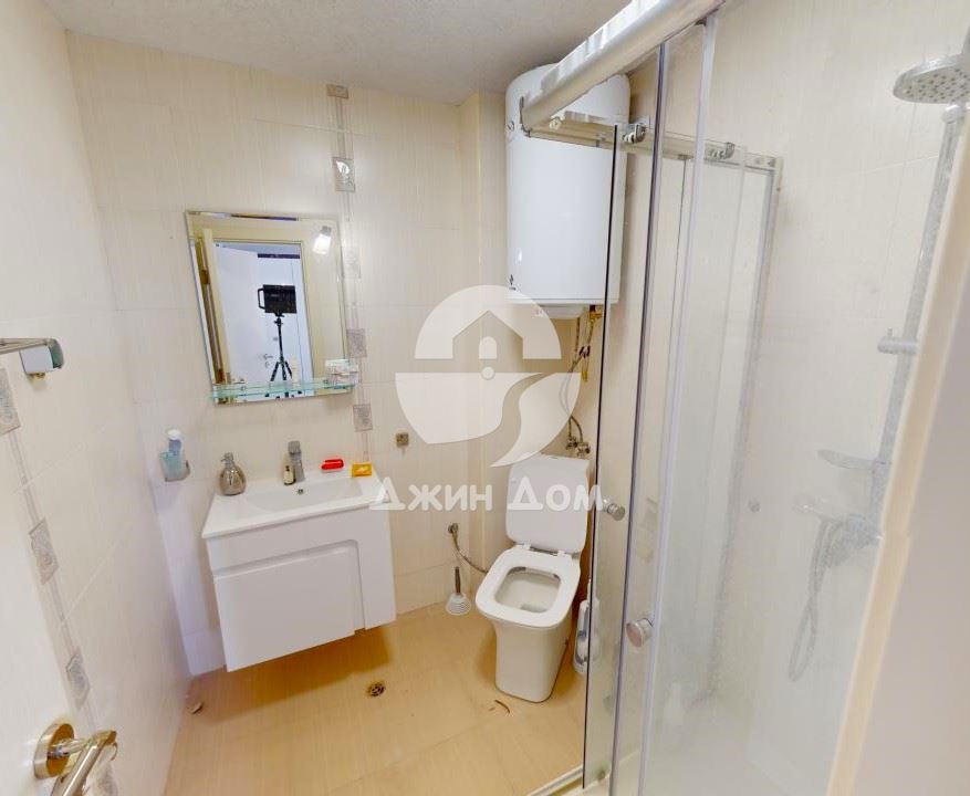 Просторен стилен тристаен апартамент в к-с “Бей Вю Вилас”, с. Кошарица - 0