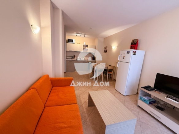 Просторен двустаен апартамент в к-с „Роял Сън“, к.к. Слънчев бряг - 0