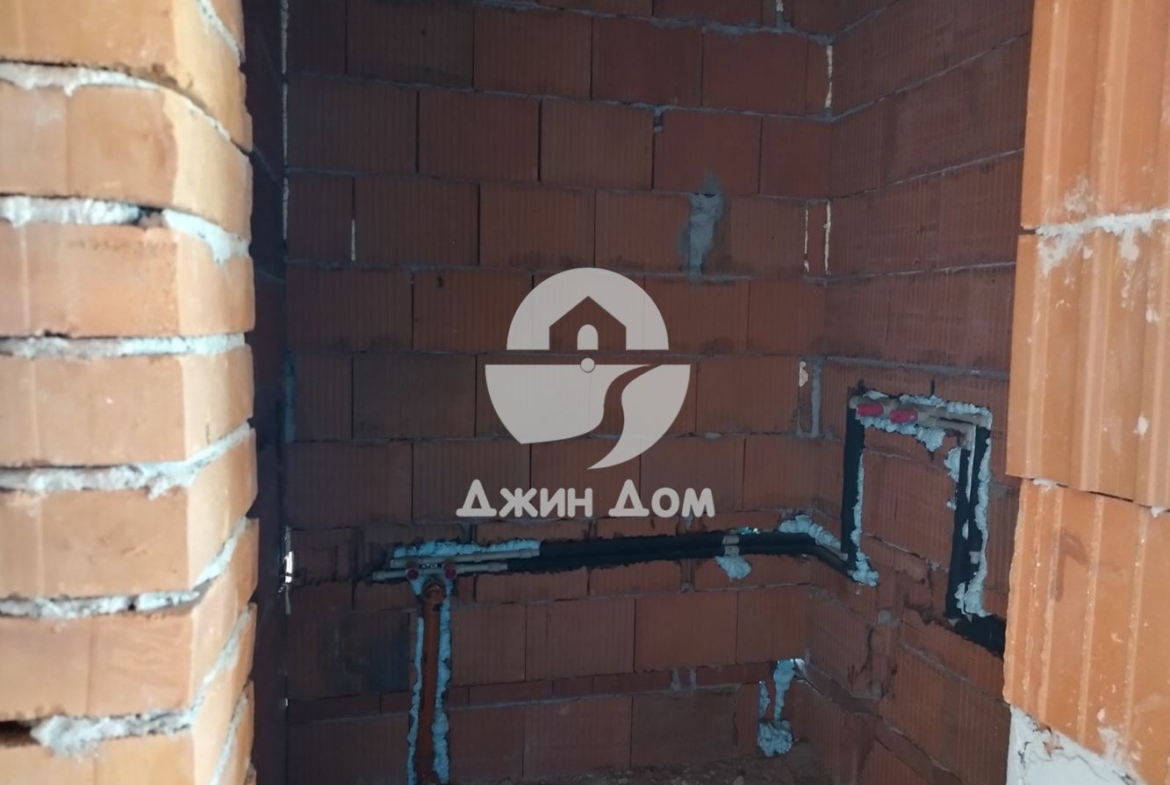 Предлагаме едноетажна къща в с. Горица - 0