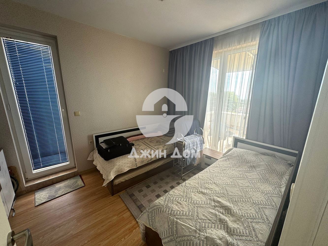 Тристаен апартамент с ГЛЕДКА МОРЕ в к-с „Мелия 9“, с. Равда - 0