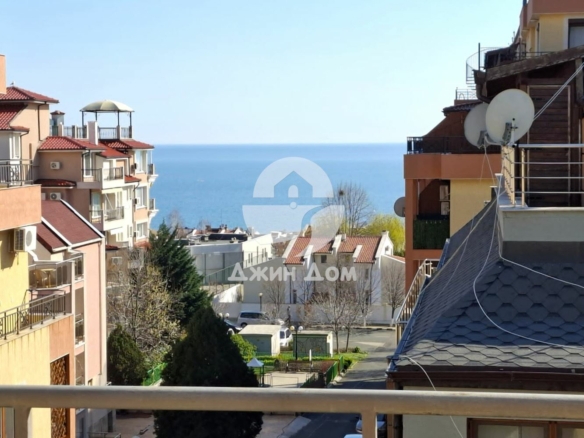 Тристаен апартамент с ГЛЕДКА МОРЕ в к-с Сиана 2, гр. Свети Влас - 0