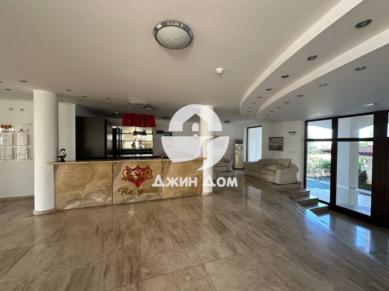 Лоби бар в к-с „Каса Реал“ на ПЪРВА ЛИНИЯ МОРЕ в гр. Свети Влас - 0