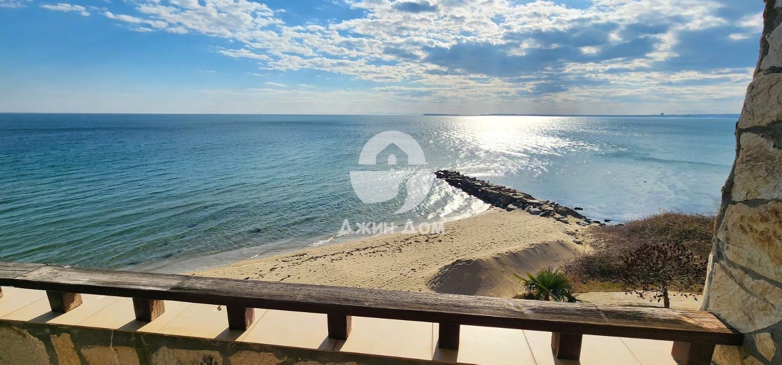 Четиристаен пентхаус с ПАНОРАМА МОРЕ в к-с Етъра 1, гр. Свети Влас - 0