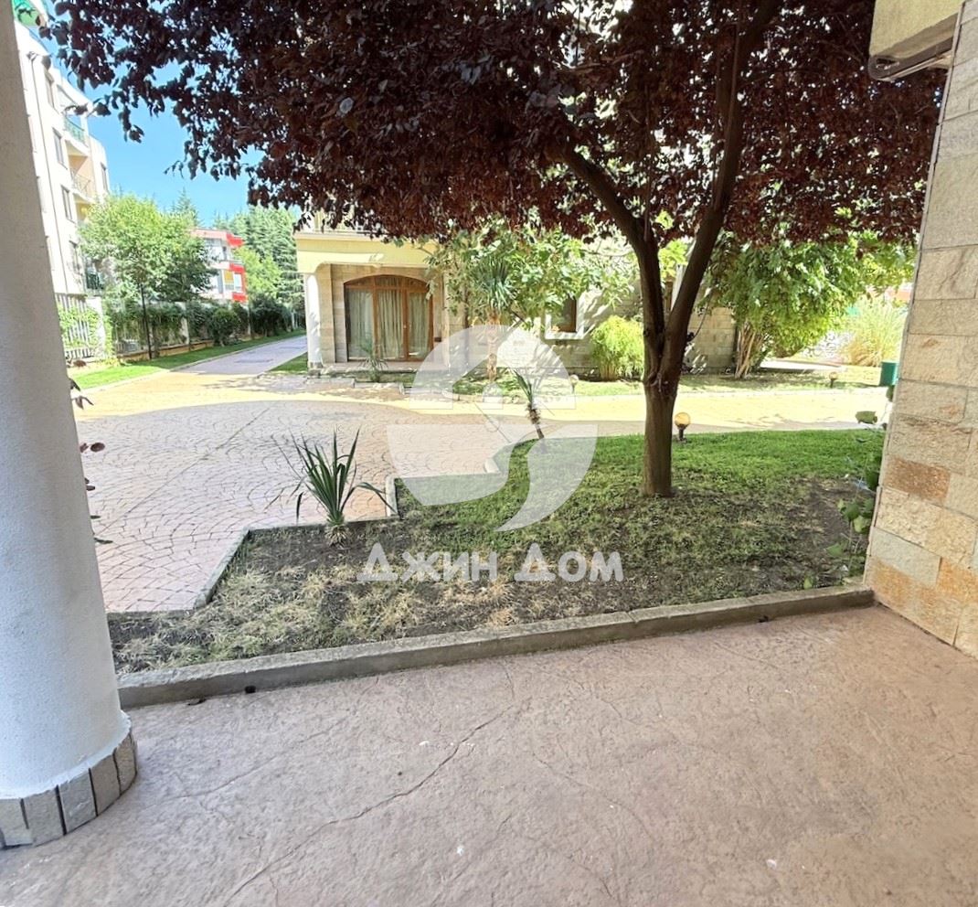 Просторен тристаен апартамент в к-с Съмър Дриймс, к.к. Слънчев бряг - 0