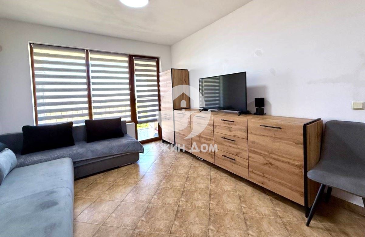 Просторен стилен двустаен апартамент в к-с „Арките“, с. Кошарица - 0