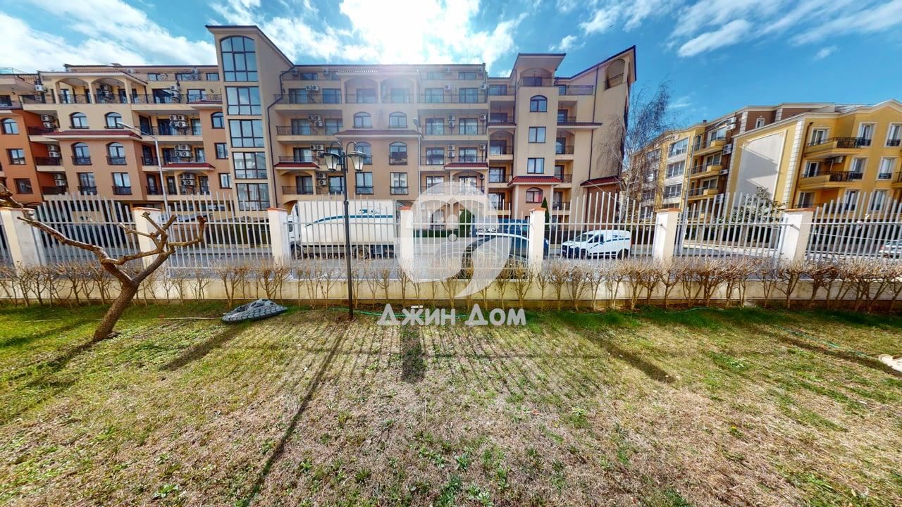 Едностаен апартамент в к-с „Роял Дриймс“, к.к. Слънчев бряг - 0