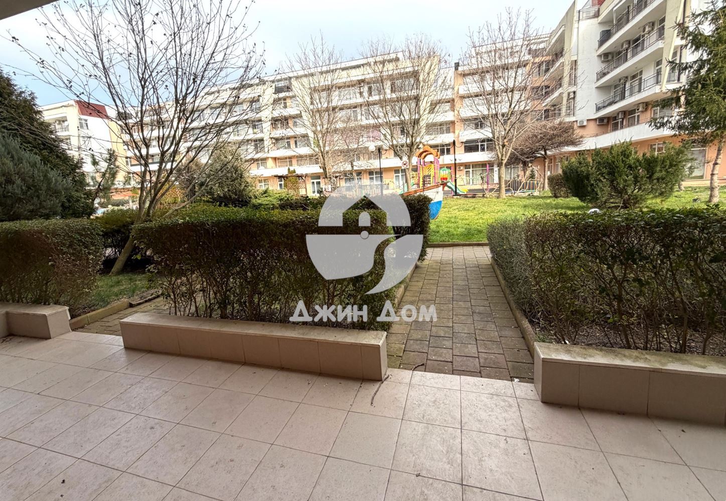 Просторен двустаен апартамент в к-с „Гранд Камелия“, к.к. Слънчев бряг - 0
