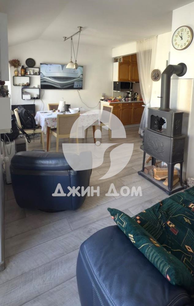 Четиристаен апартамент с частична ГЛЕДКА МОРЕ в гр. Поморие - 0