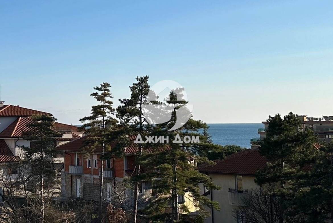 Тристаен апартамент с ГЛЕДКА МОРЕ в к-с „Хоризонт“, к.к. Слънчев бряг - 0