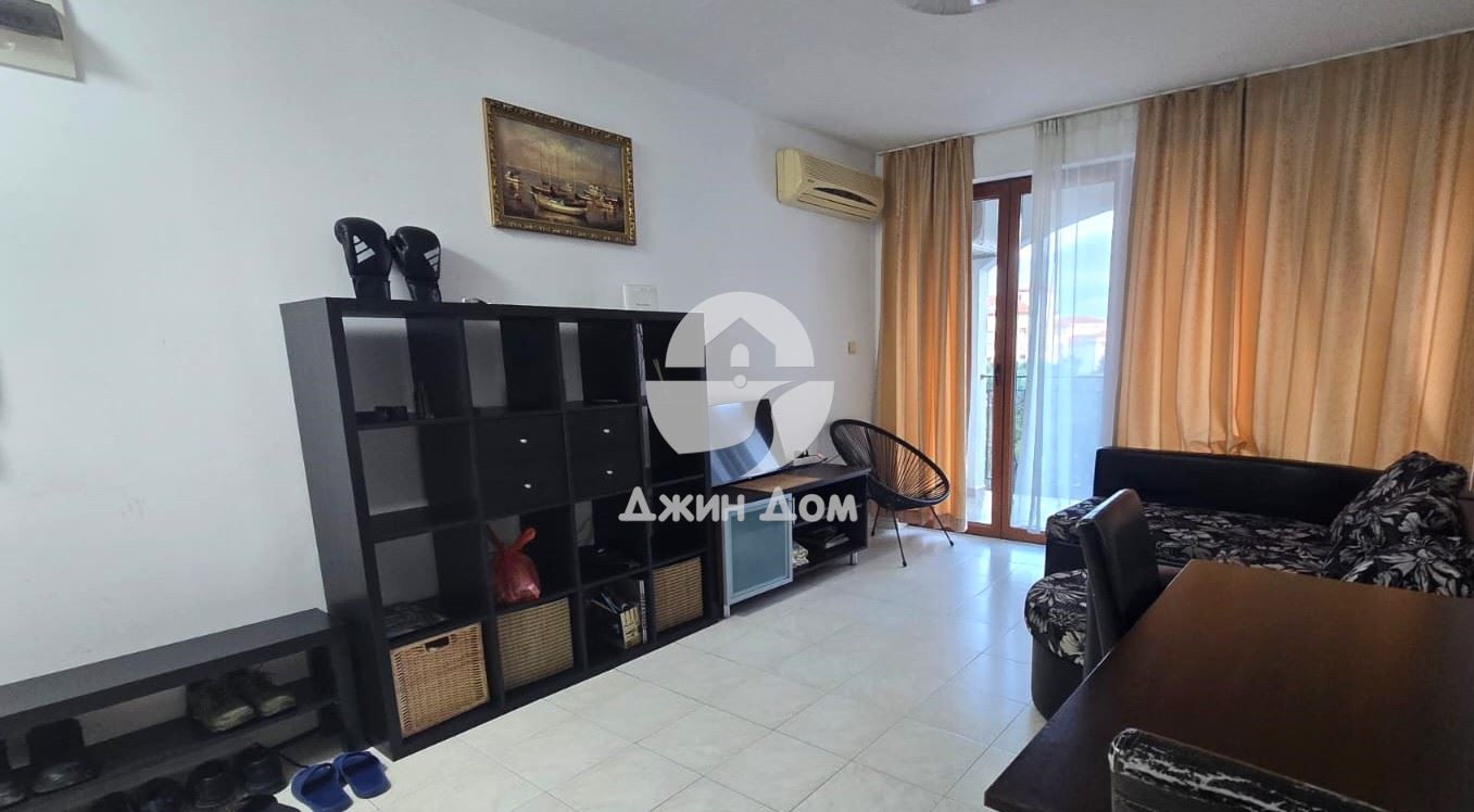 Просторен двустаен апартамент в к-с „Триумф“, гр. Св. Влас - 0