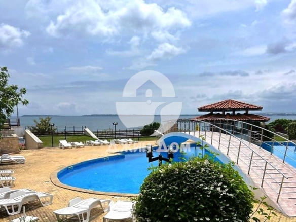 Двустаен апартамент с ПАНОРАМА МОРЕ в к-с „Диамант“, гр. Свети Влас - 0