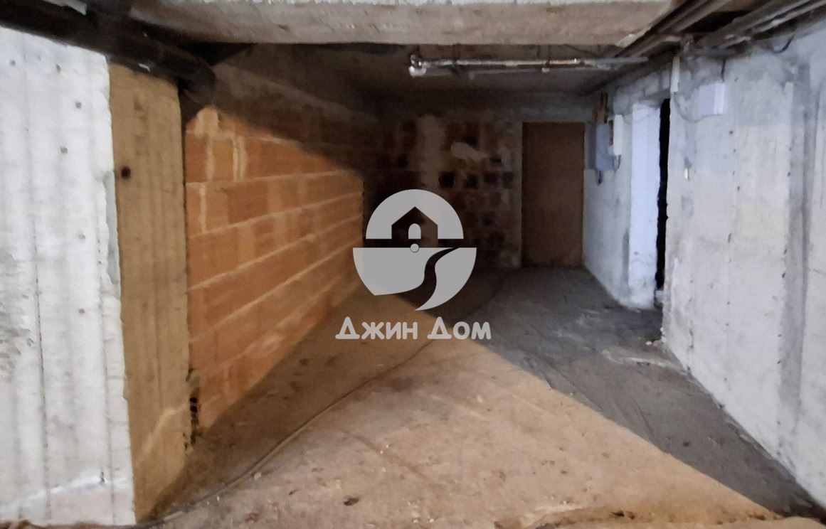 Подземен гараж в к-с „Братя Миладинови“, гр. Бургас - 0