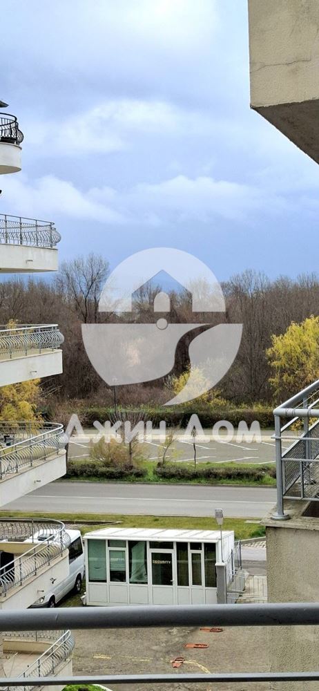Просторен двустаен апартамент в к-с „Фаворит“, к.к. Слънчев бряг - 0