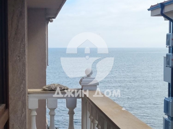 Двустаен апартамент с ГЛЕДКА МОРЕ в жилищна сграда, с. Равда - 0