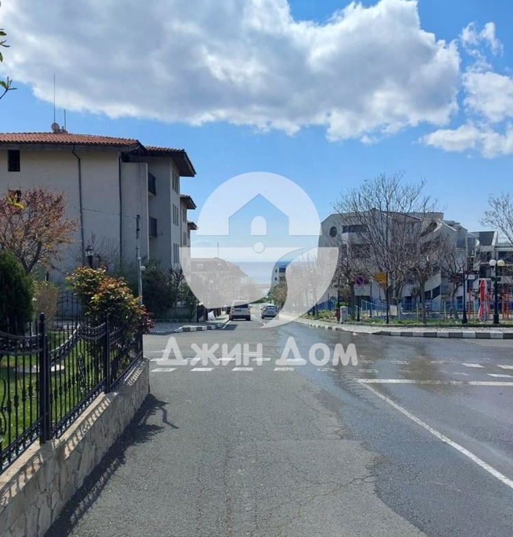 Многостаен апартамент в к-с „Воденицата“, Св. Влас - 0