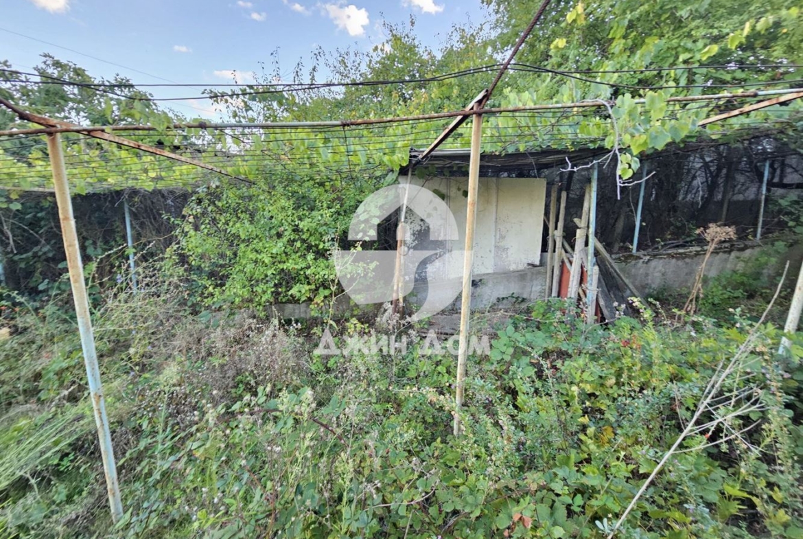 Едноетажна къща с двор и ГЛЕДКА МОРЕ в гр. Бяла - 0