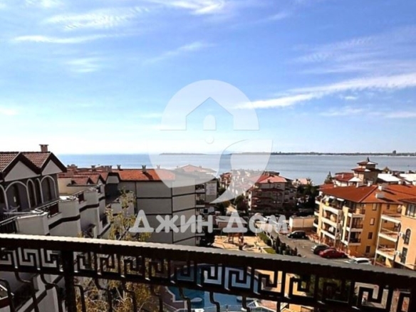 Многостаен апартамент с ПАНОРАМА МОРЕ в к-с Роял Палм, гр. Свети Влас - 0