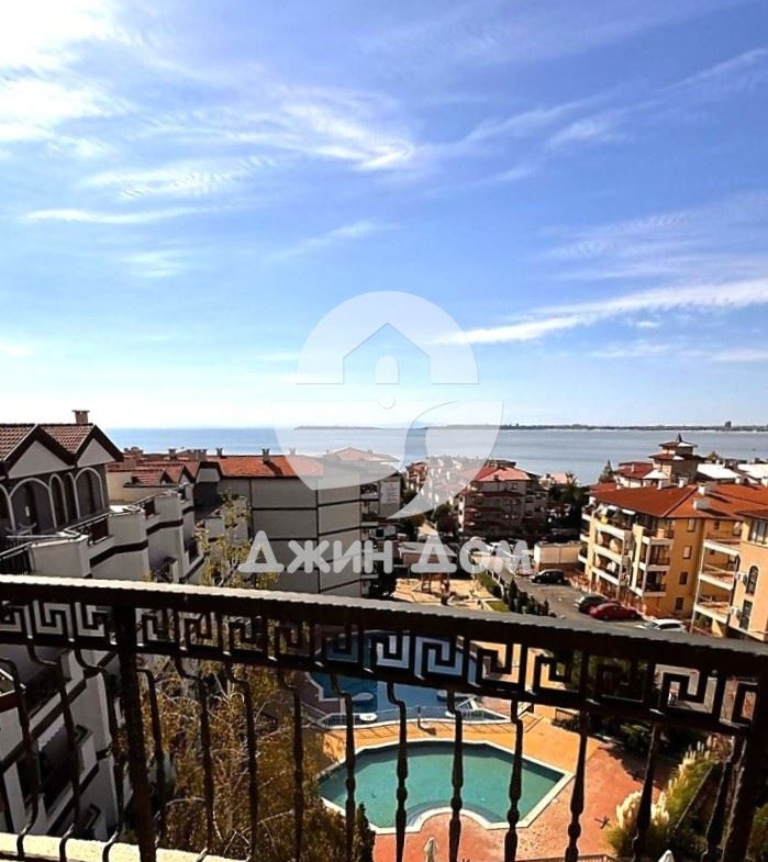 Многостаен апартамент с ПАНОРАМА МОРЕ в к-с Роял Палм, гр. Свети Влас - 0