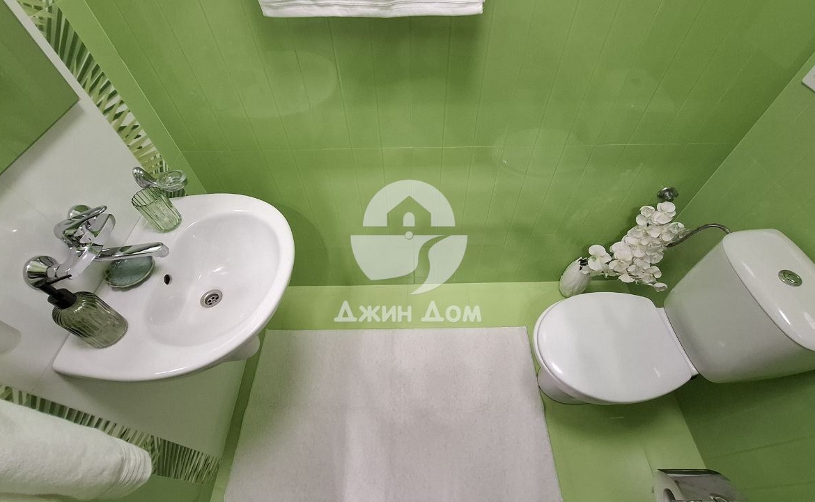 Тристаен апартамент в к-с „Одисей“, гр. Несебър - 0